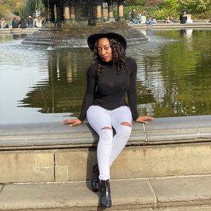 Meet your Posher, Nikki